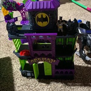 Batman Arkham Asylum Playset - Purple and Green